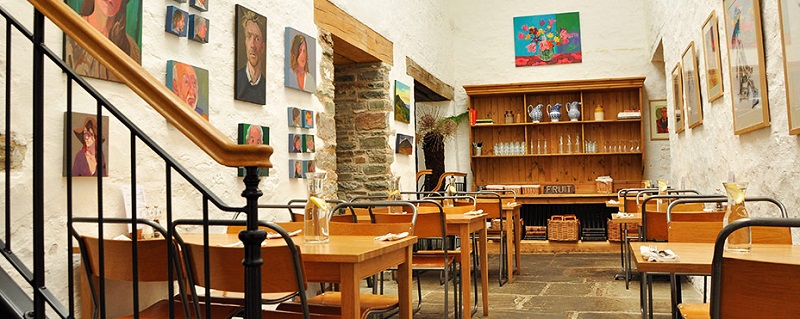 A Quick Guide to Hay on Wye: Top 6 Things to See and Do
